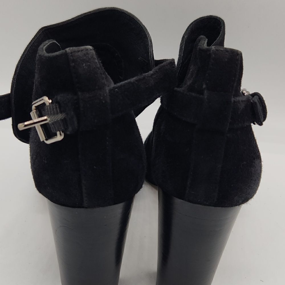 VINCE CAMUTO Conley Black Leather Suede Peep-Toe - Picture 7 of 9